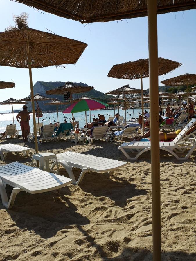 Seaview Apartment Complex Karia Kavarna Exteriér fotografie