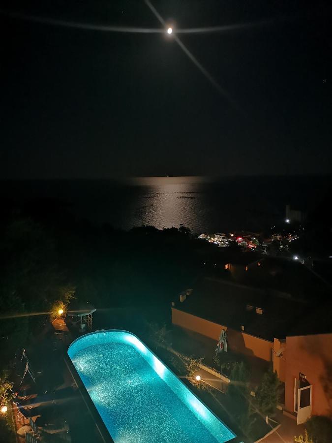 Seaview Apartment Complex Karia Kavarna Exteriér fotografie