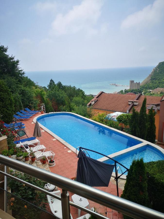 Seaview Apartment Complex Karia Kavarna Exteriér fotografie